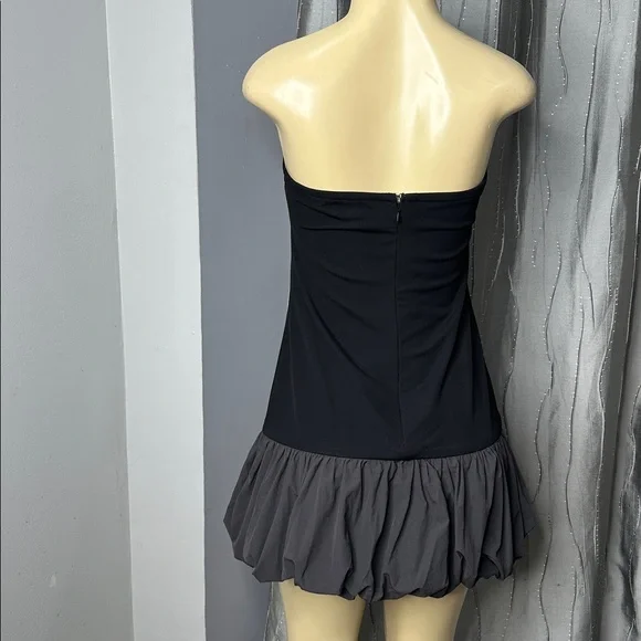 Edge Women’s Mini Dress Sz L Strapless,
Back zipper, Slight stretch - Picture 4 of 8